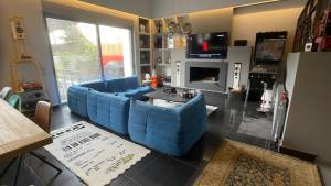 BESPOKE SERVICED APARTMENT..